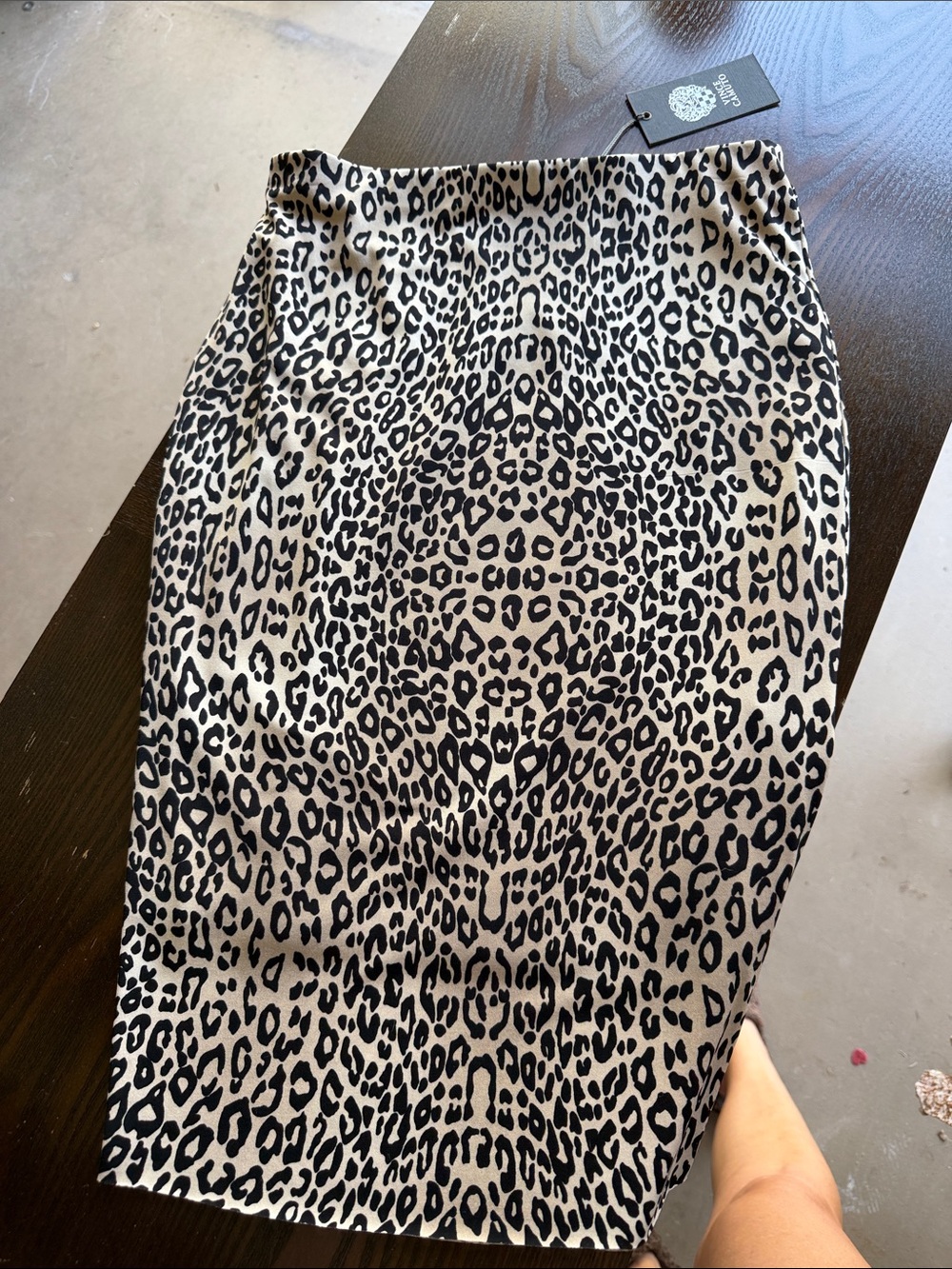 Vince Camuto Leopard Print Midi Skirt XXS